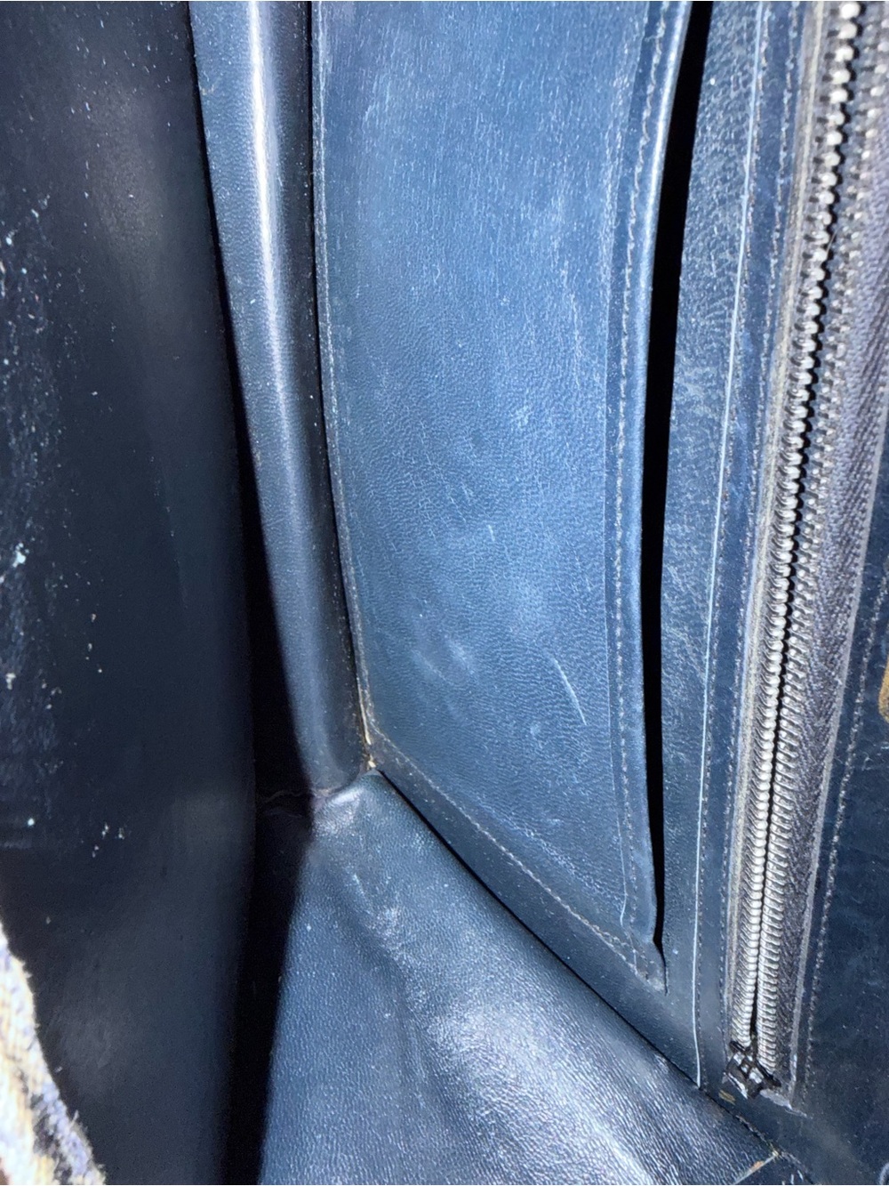 Gucci Blue GG Supreme Chain Shoulder Bag - Picture 7 of 8